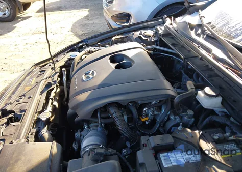 2019 Mazda Mazda3 Preferred Package z USA, uszkodzony, nr VIN 3MZBPADL0KM113233